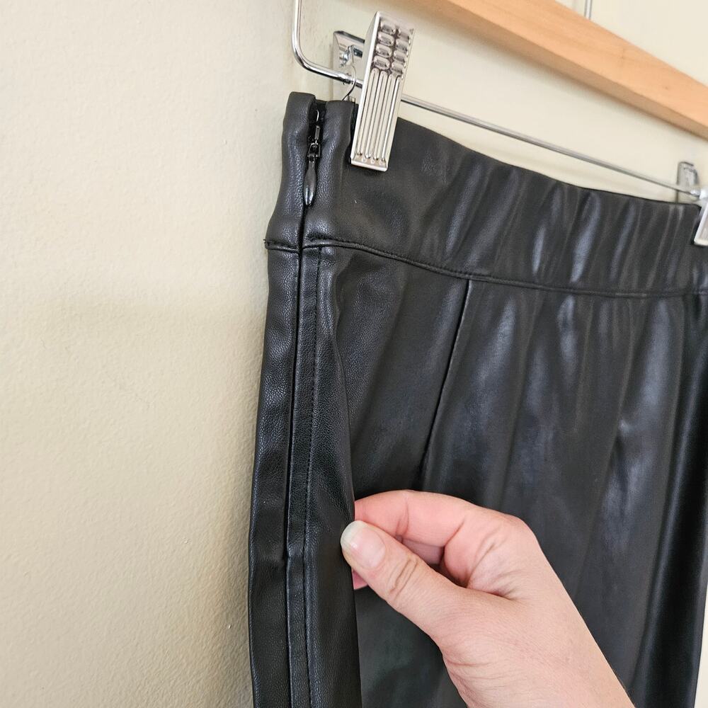 Brochu Walker Faux Leather Pencil Skirt Size XS Drew Stretch Black - Picture 3 of 7